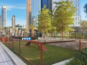 Children's play area - outdoor - 2BR Duplex DIFC Museum of the Future (Dubai)