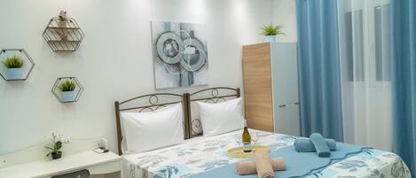 1 bedroom, desk, iron/ironing board, free WiFi