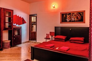 6 dormitorios, tabla de planchar con plancha, wifi y ropa de cama