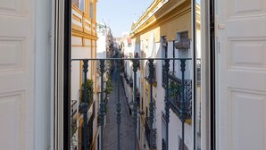 House - Spectacular Duplex With a Private Pool in Seville Mendoza Rios II (Seville)