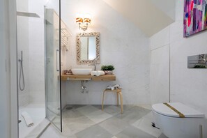 Room - Luxury Duplex in Seville With a Private Pool Mendoza Rios III (Seville)