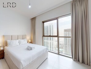 Iron/ironing board, free WiFi, bed sheets - Stunning 1BR Apartment in Dubai Creek Harbour (Dubai)