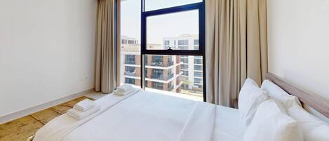 مكواة/لوح كي وواي فاي مجانًا وملاءات أسرّة