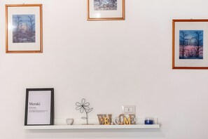Interior - Apartment 'Vicolo del Corso - Torre' with Shared Terrace and Wi-Fi (Massa Marittima)