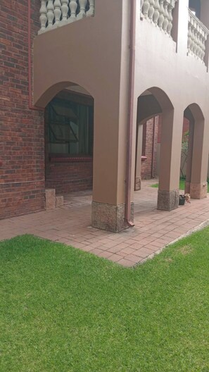 Apartment, 3 Bedrooms, Smoking, Balcony | Property grounds - Ground flr 3bed Apartment Private Garden (Johannesburg)