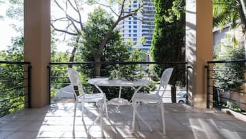 Apartamento, 2 habitaciones, fumadores, balcón | Balcón