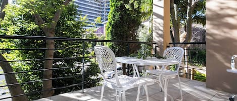 Apartment, 2 Bedrooms, Smoking, Balcony | Balcony