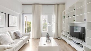 Ảnh chưa phân loại, 5 trong số 36 ảnh, nút