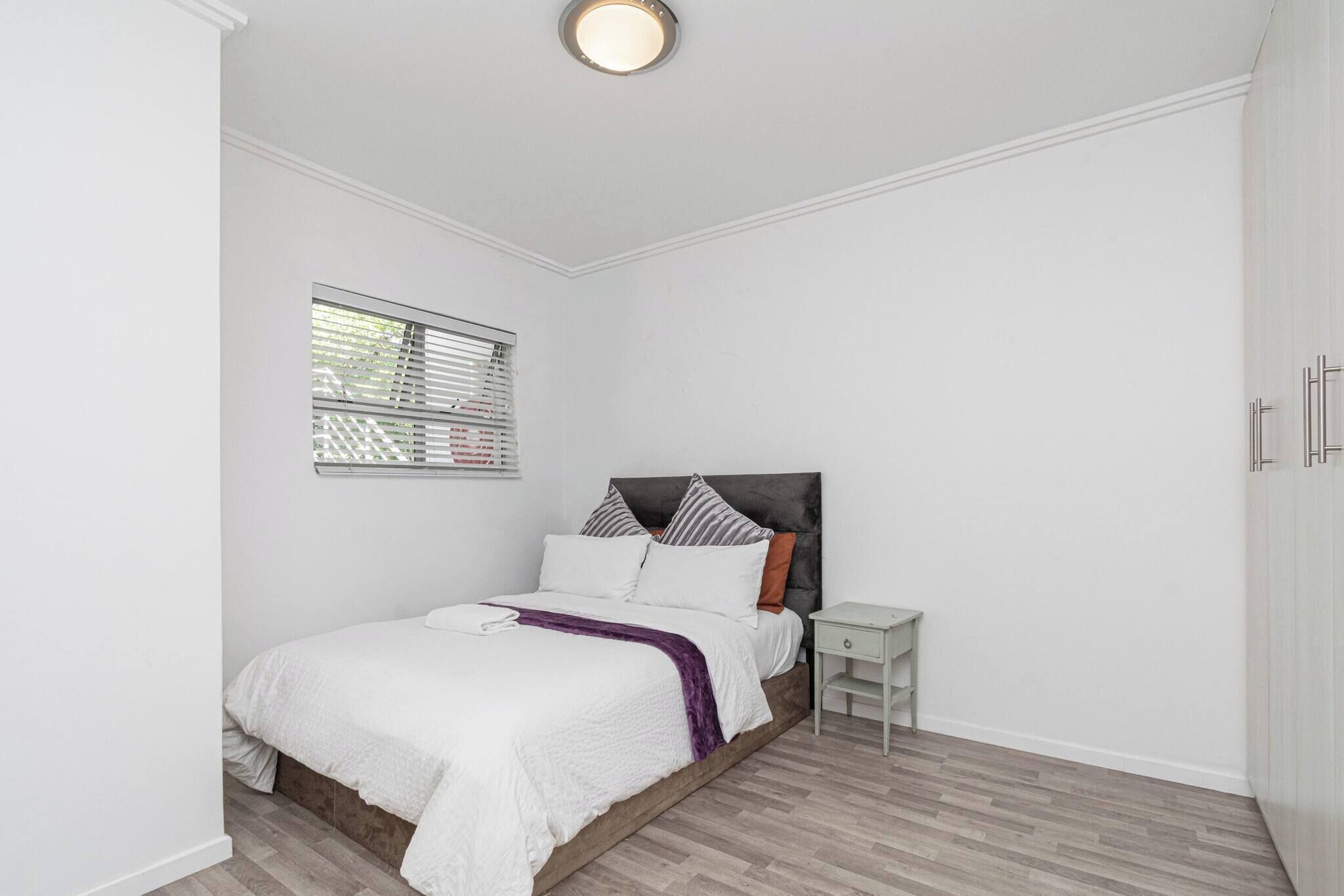 Leilighet, 3 soverom, røyk, hageutsikt | 3 soverom