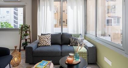 Cloudwalk 1- BR Apartment in Larnaca
