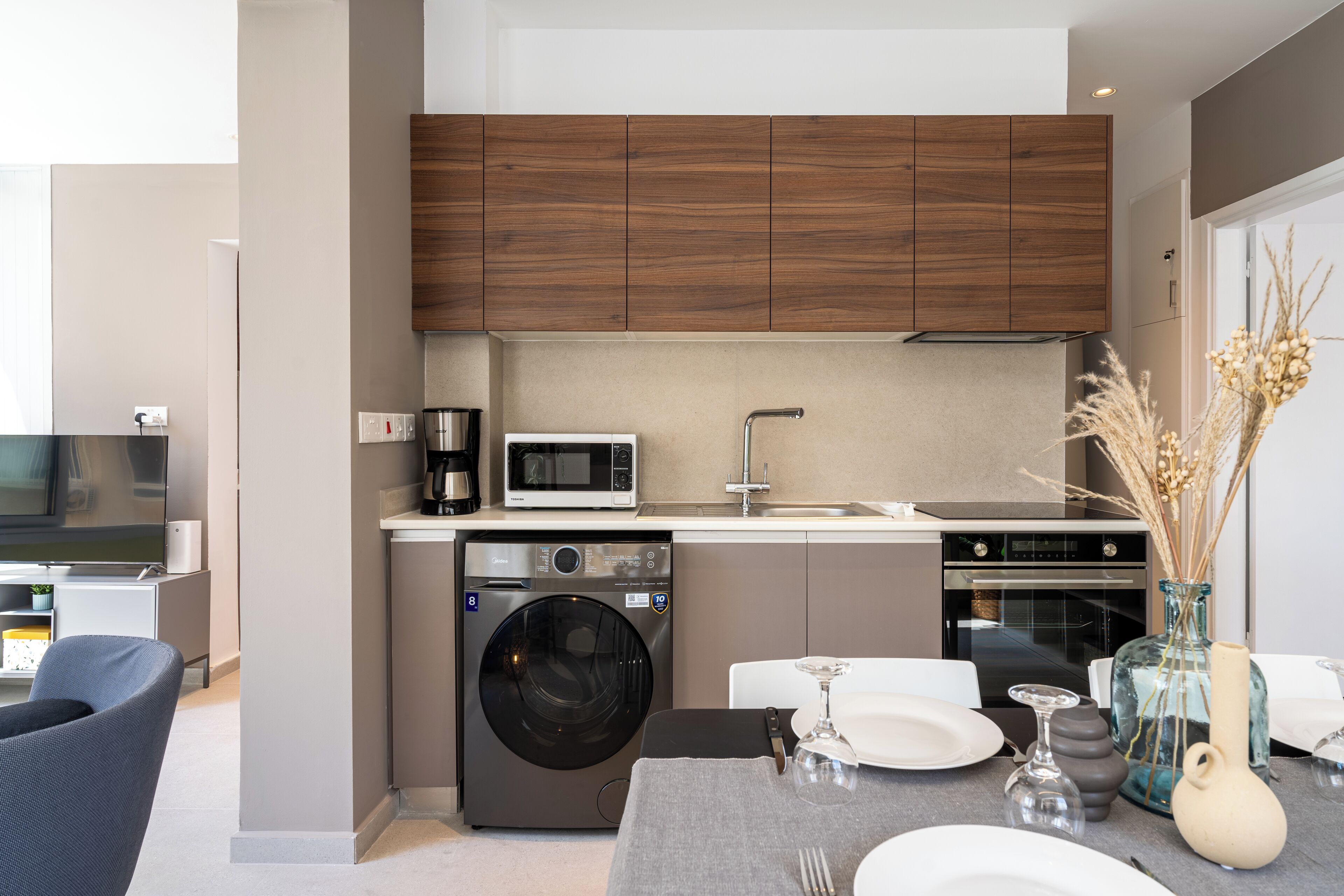Apartment, 1 Bedroom, Kitchen, City View | Dapur peribadi | Peti sejuk, ketuhar gelombang mikro, ketuhar, dapur 