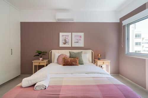 Cloudwalk 1- BR Apartment in Larnaca