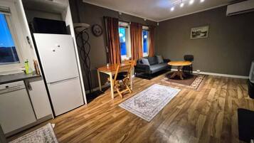 Apartment, 1 Bedroom | Living room