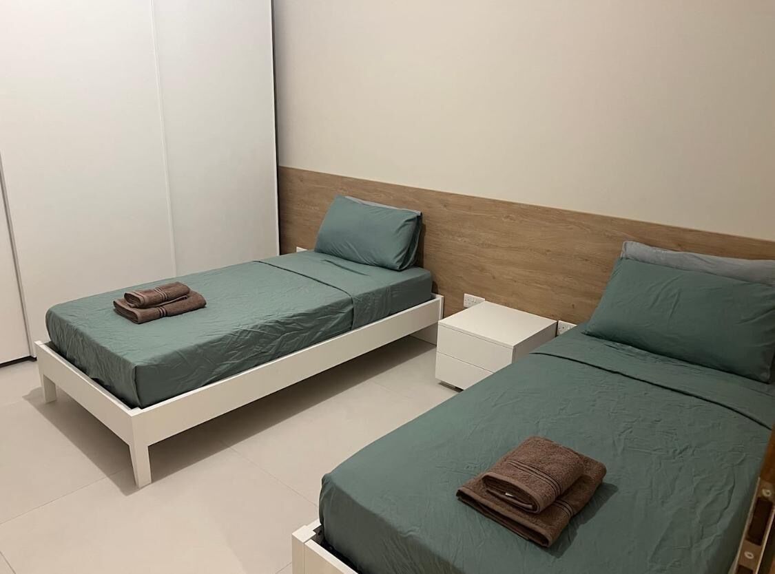3 chambres, fer et planche à repasser, Wi-Fi gratuit, draps fournis