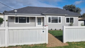 Unclassified image, 3 of 24, button - Amazing Winter Escape With Private Heated Spa (Melbourne)