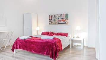 Basic Apartment | Seterika/papan seterika, Wi-fi percuma