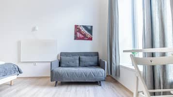 Basic Apartment | Pemandangan dari bilik