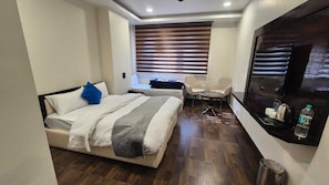 Luxury Room | Free WiFi