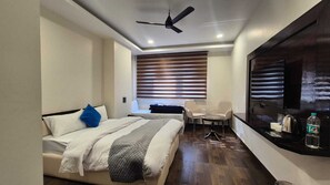Luxury Room - BelAir Luxury Stay (Dehradun)