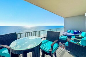 Property grounds - Seawind 1506 | Beachfront Condo – Great location - walk to everything! (Gulf Shores)