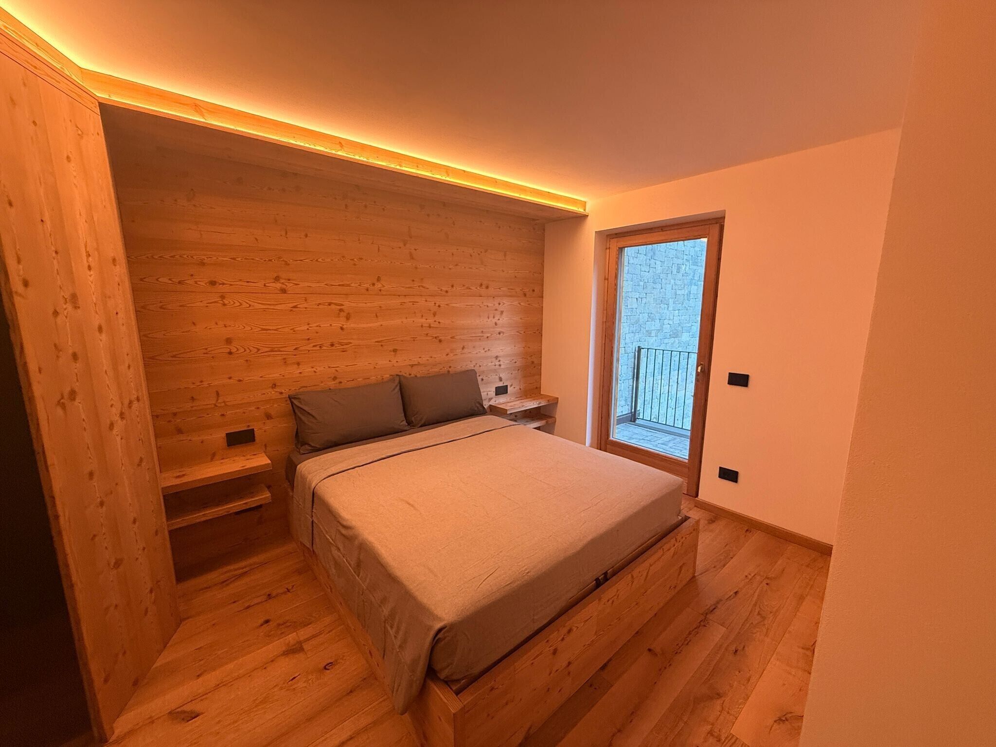 WiFi、ベッドシーツ