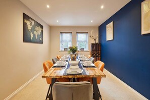 Dining - Host and Stay | River Hill House (Hurworth Place)