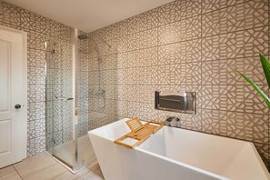 Shower, hair dryer, towels, shampoo - Host and Stay | River Hill House (Hurworth Place)