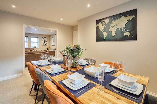 Hurworth Road, Hurworth - Host & Stay