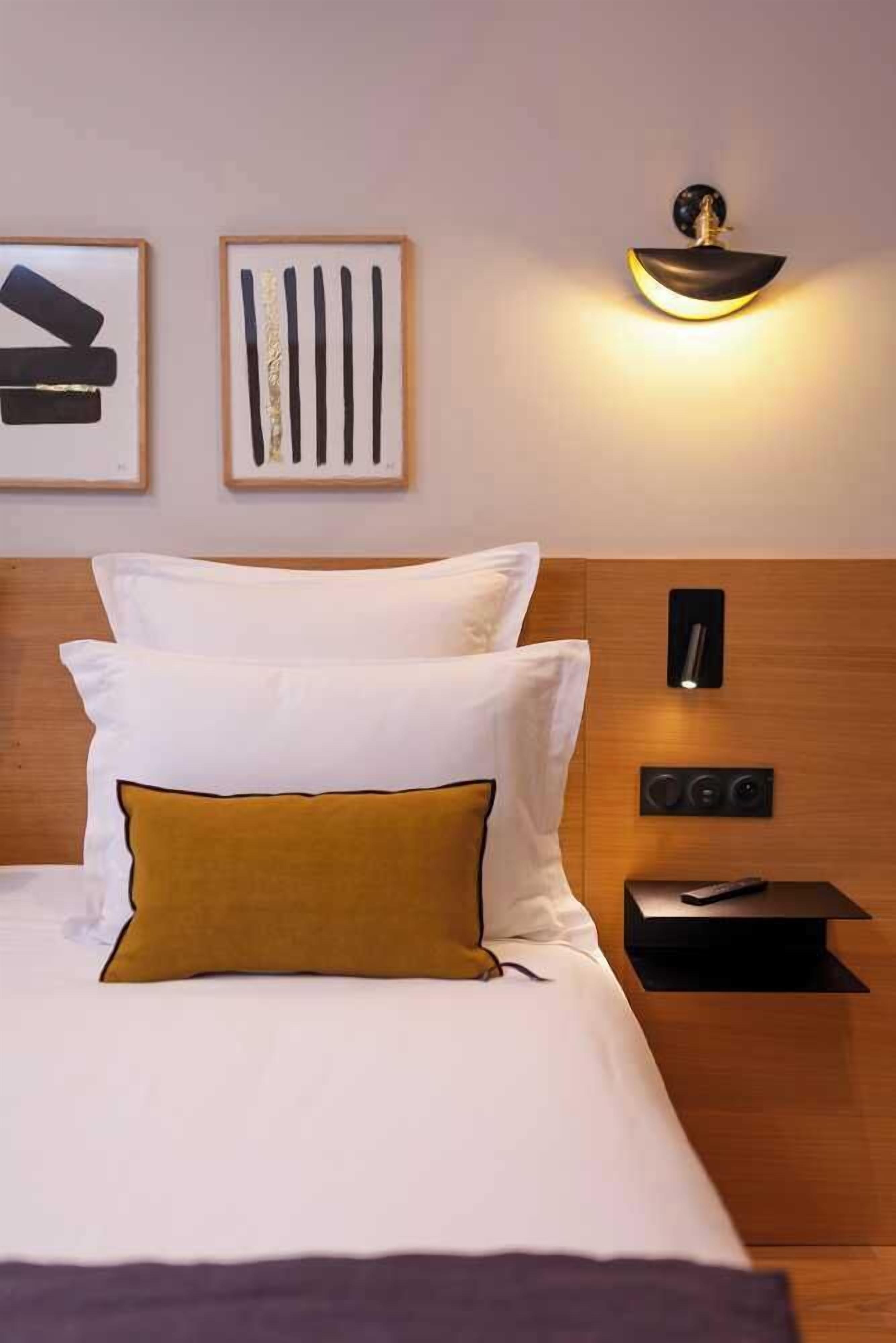 Standard Double Room, City View | Blackout drapes, soundproofing, iron/ironing board, free WiFi