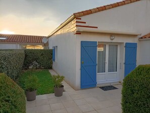 Exterior detail - Charming house for 6 with private pool (La Faute-sur-Mer)
