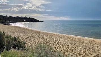 House, 4 Bedrooms, Patio | Beach