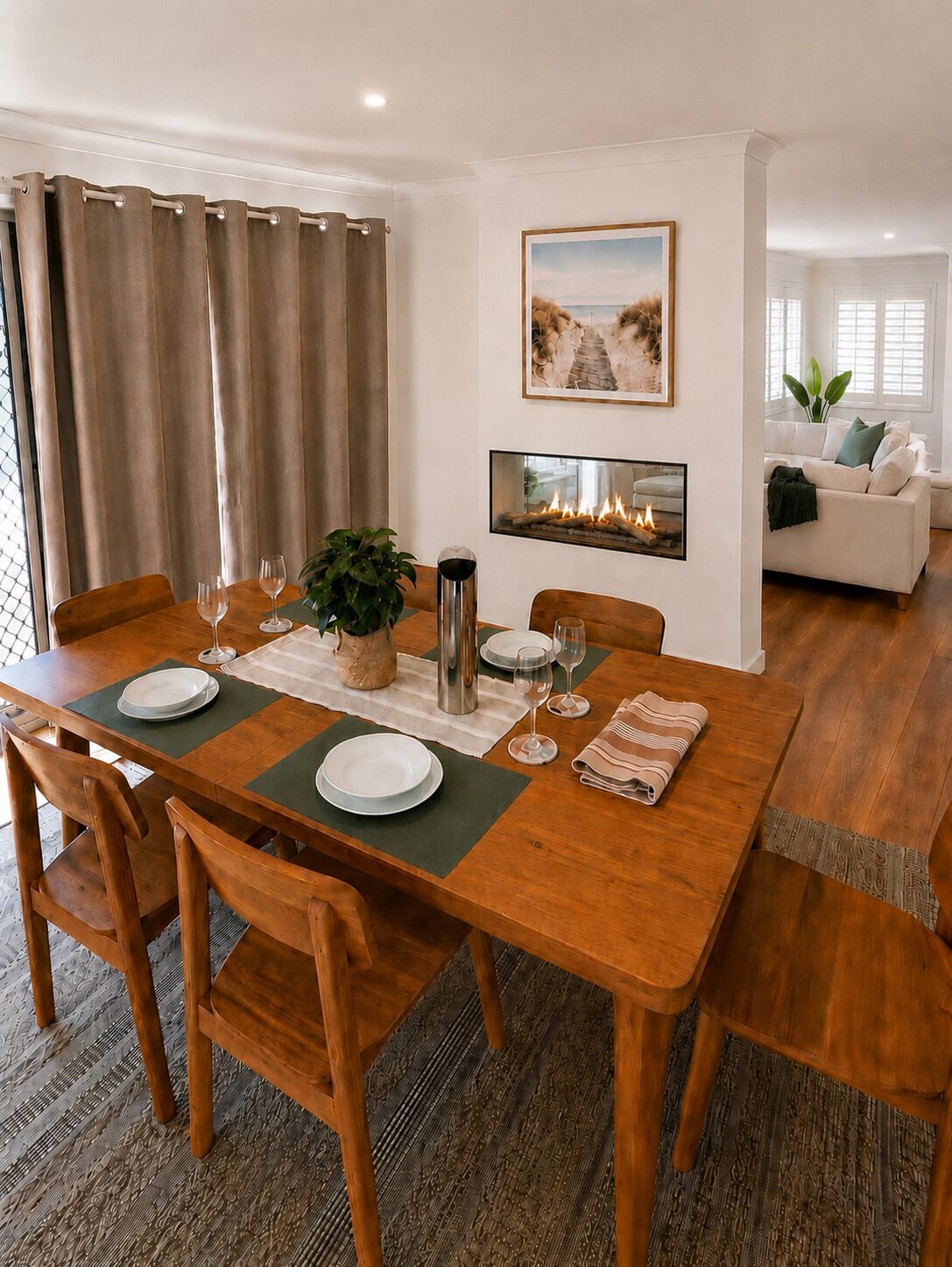 House, 4 Bedrooms, Patio | Dining room