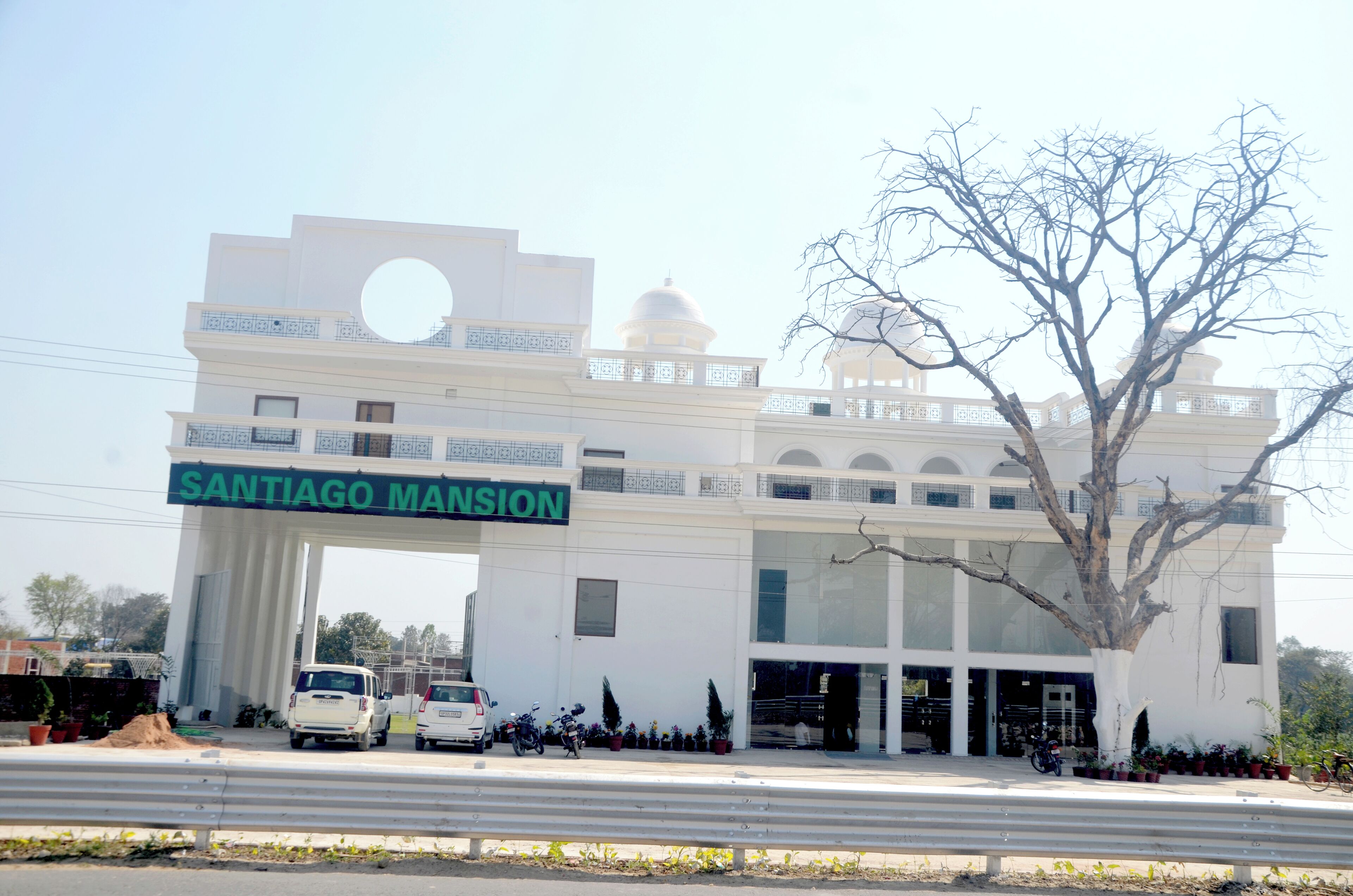 Facciata della struttura