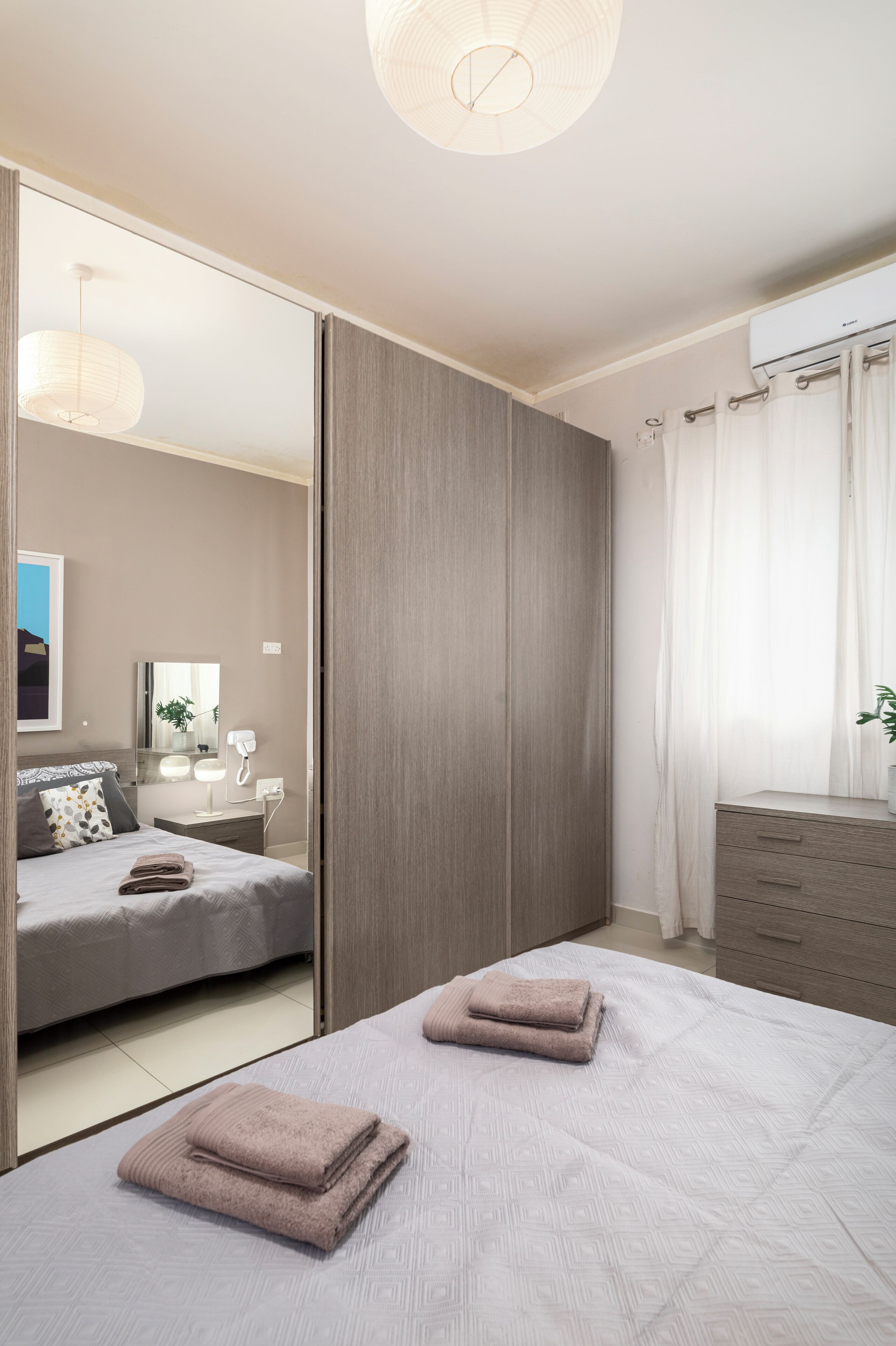 Appartement, 2 slaapkamers, keuken | Verduisterende gordijnen, een strijkplank/strijkijzer, gratis wifi