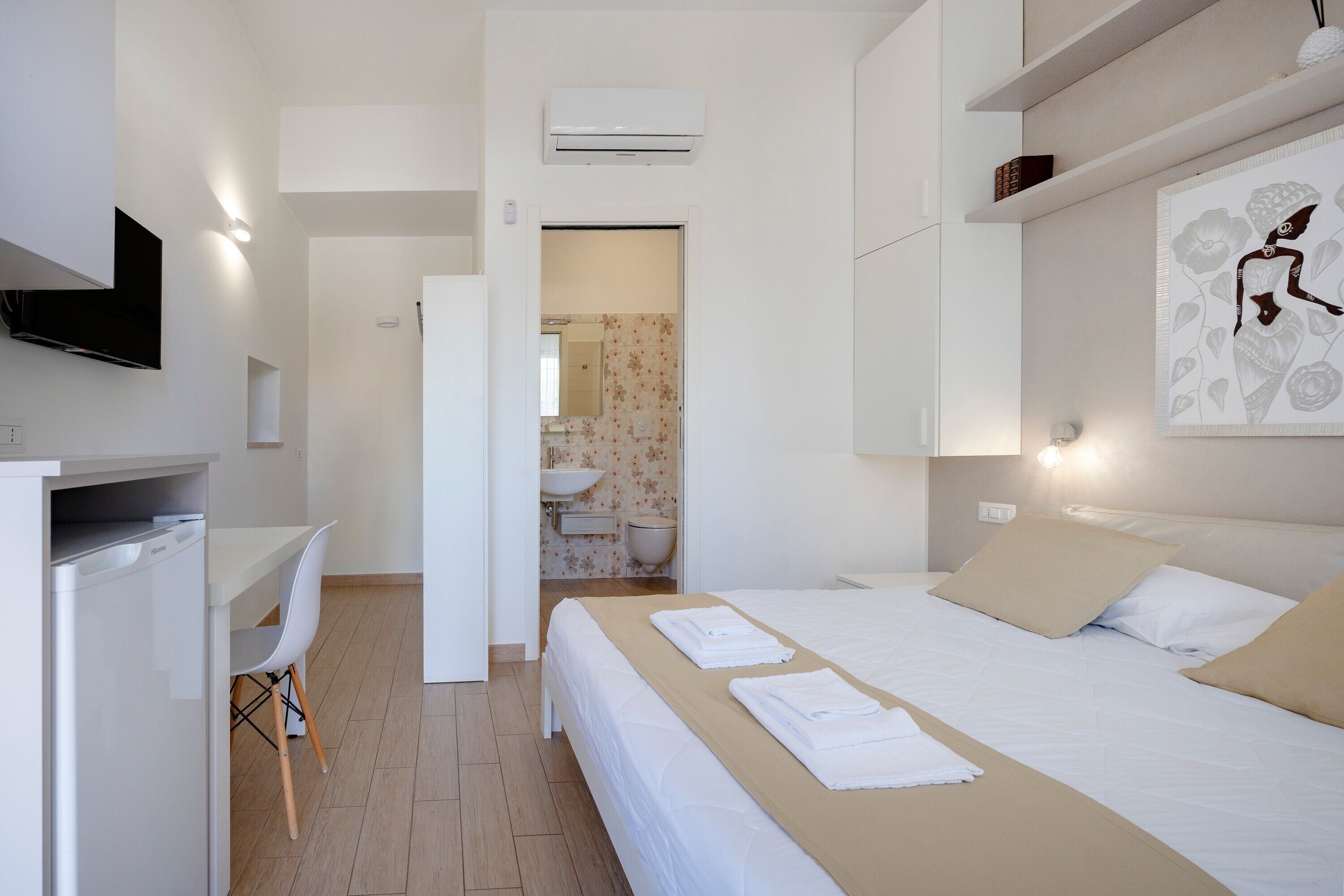 Fer et planche à repasser, Wi-Fi, draps fournis