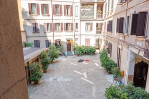 Property grounds - Guest Planet - 18, Suite Home (Milan)