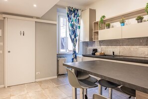 Fridge, microwave, dishwasher