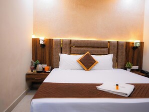 Standard Room | Free WiFi - Shree Hari Kunj (Varanasi)