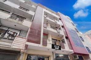 House | Exterior - Hotel O Dwarka Mor Metro Station (New Delhi)