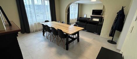 Comfort-huoneisto, kaupunkinäköala | Oleskelualue