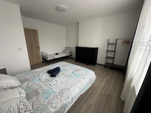 Comfort Apartment, City View