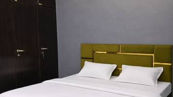 2 BHK Spacious Flat 1