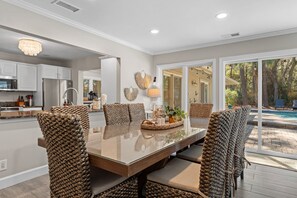 Dining - Eight Palms | Pet-Friendly, Single Level 4BR Sea Pines Home w/ Resort Pool & Beach (Hilton Head Island)