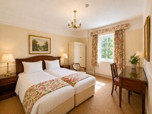 Blackout drapes, iron/ironing board, free WiFi - Nent Hall Country House Hotel (Alston)