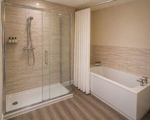 Junior Suite | Bathroom | Combined shower/tub, hair dryer, towels, soap - Nent Hall Country House Hotel (Alston)