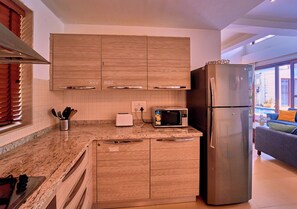 Villa, balcone, vista piscina | Cucina privata