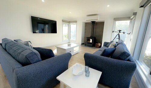 Aiyana's Coastal Retreat