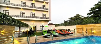 Huxton Hotel