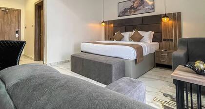 Huxton Hotel