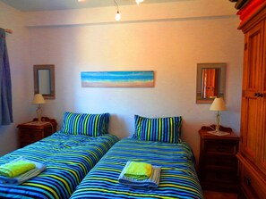 Fer et planche à repasser, Wi-Fi gratuit